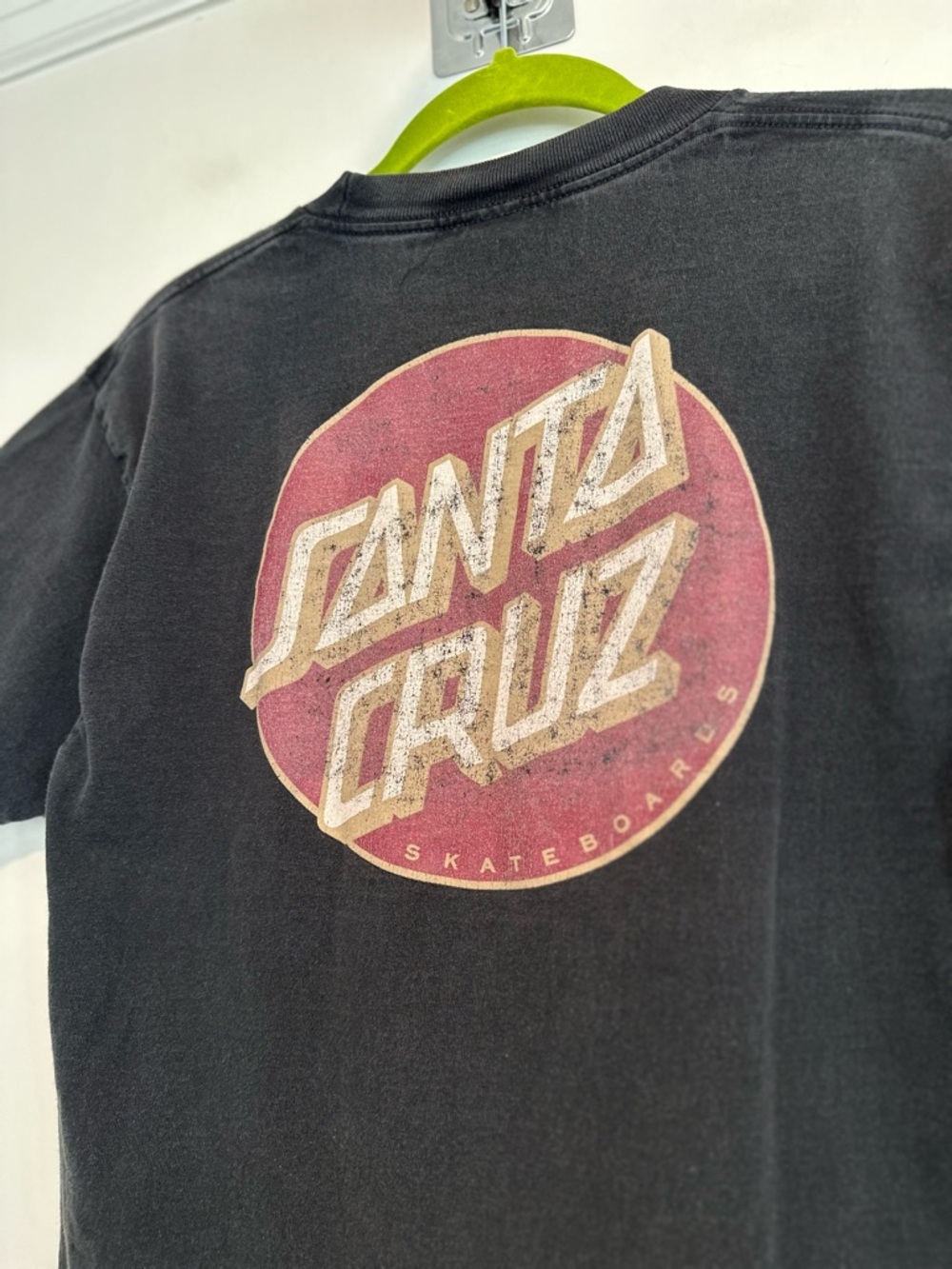 Santa Cruz Skateboard Y2K Skater Black Red Stripes Classic Dot Tee Streetwear.